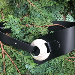 Skind b�lte asymetrisk med sl�et sp�nde