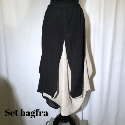 2025 E-Design vandfalds nederdel crepet hr/bomuld 2-farvet sort/sand