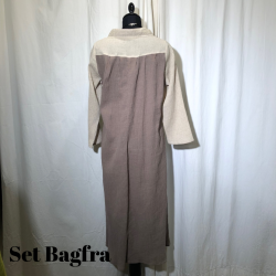 2025 E-Design 2-farvet kjole med lynls i hals crepet hr/bomuld sand/ddyr