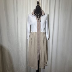 2025 E-Design sammensat kjole med gennemgende lynls hvid/sand