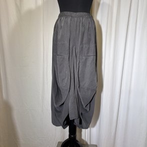 2025 Blue Berry vandfalds nederdel i babyfljl gr