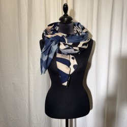 2024-2 T�rkl�de m�nter p� alle leder bl�/lys