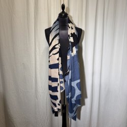 2024-2 T�rkl�de m�nter p� alle leder bl�/lys