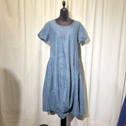 2026 Blue Berry design kjole med kort �rme i deminvasket tencel (bomuld/lyocell)