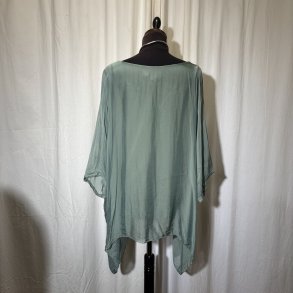 2026 Silke/Viscose design tunika over-size med dryp og indertop duset gr�n/bl�