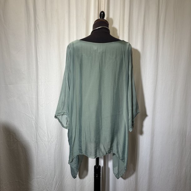 2026 Silke/Viscose design tunika over-size med dryp og indertop duset gr�n/bl�