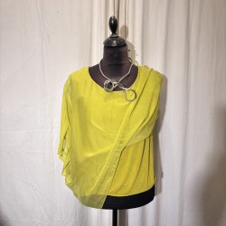 2026 Silke/Viscose klassisk bred bluse med indertop Lime