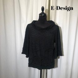E-Design crinkle kort bluse med krave 3/4 rme sort