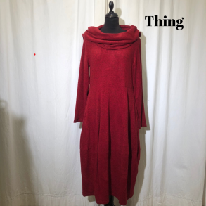 Thing design kjole med krave i opkradset viscose Rd