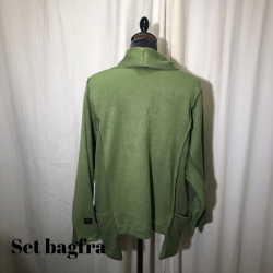 E-Design bluse med sjalskrave og r smme Lys grsgrn