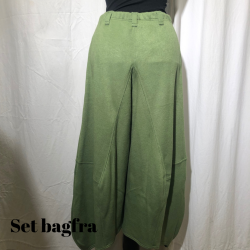 2024 E-Design vandfalds buks i viscose &amp; cashmere blanding grsgrn